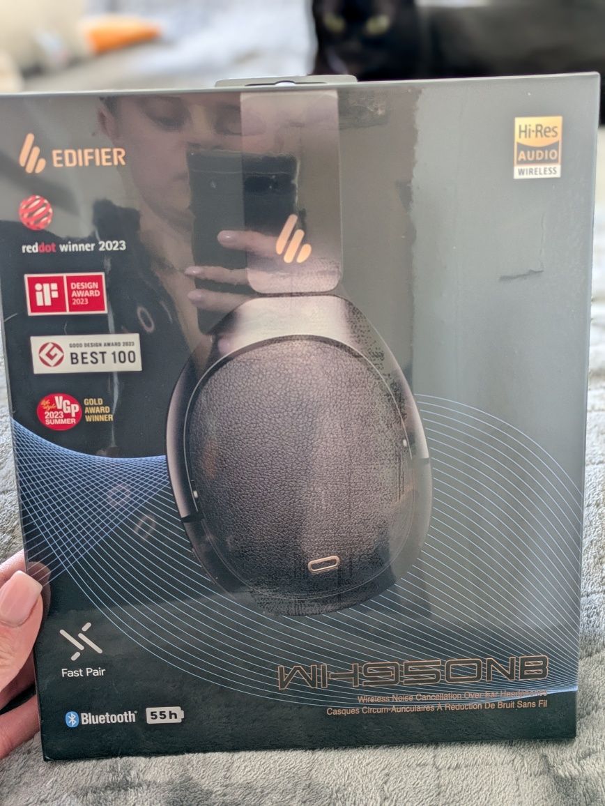 Навушники з мікрофоном Edifier WH950NB Black