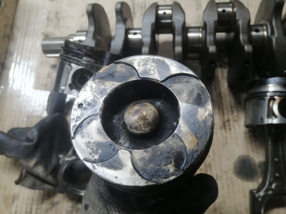 Коленвал шатуни поршня 1.7CDTI Isuzu Opel Corsa Combo Astra Zafira