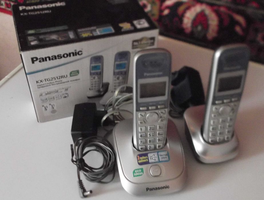 Цифровий бездротовий телефон Panasonic KX-TG2512RU