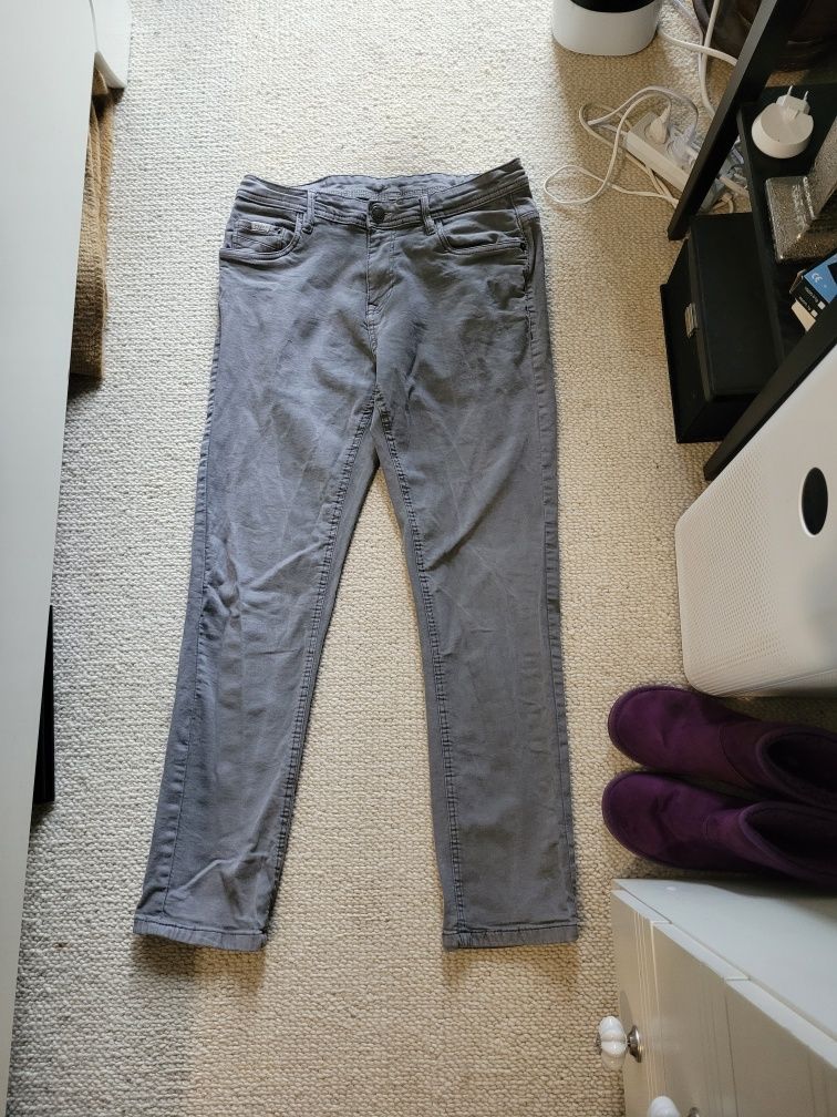 Cropp spodnie L slim fit szare elastyczne jeansy