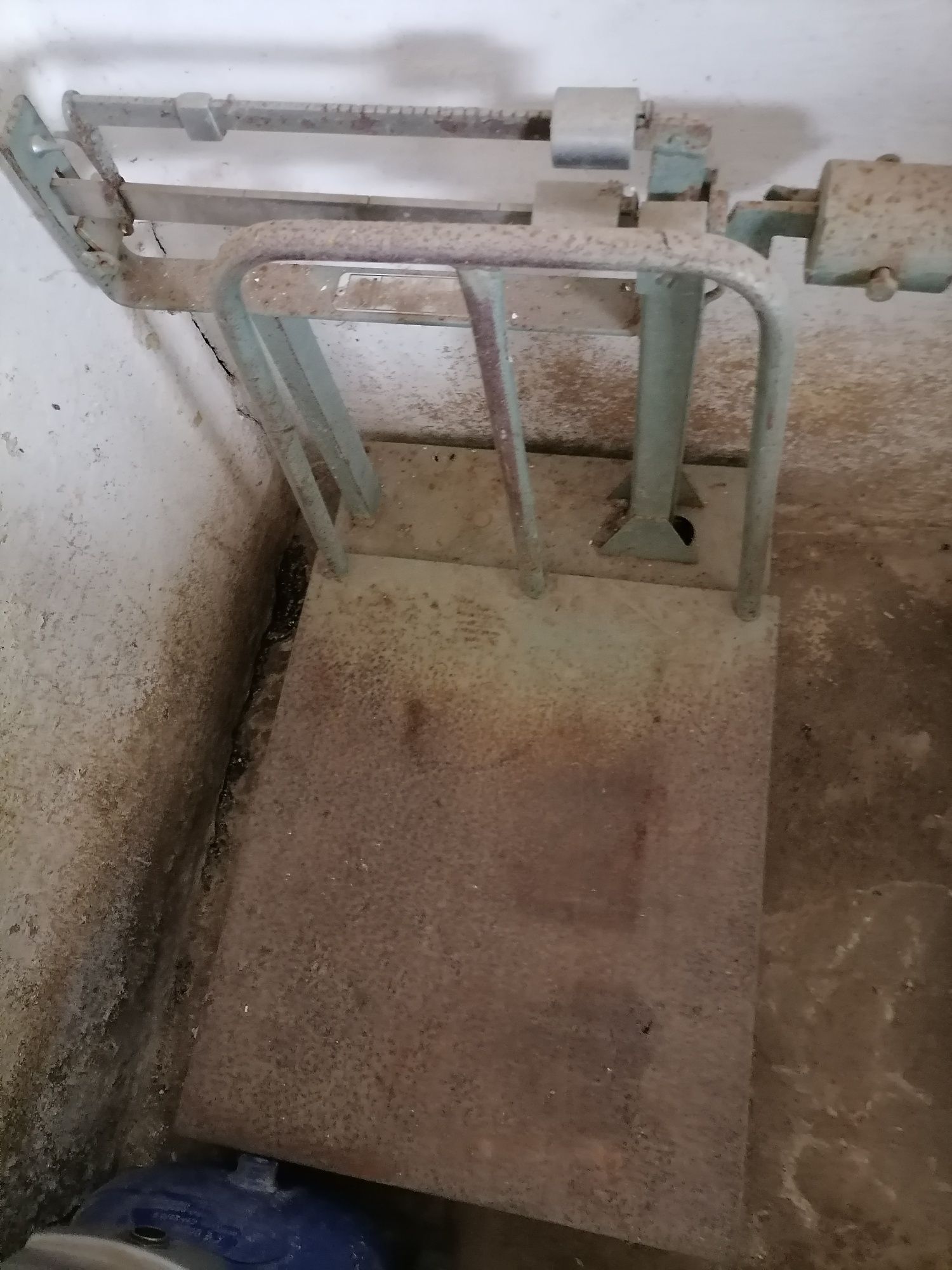 Balanças em ferro