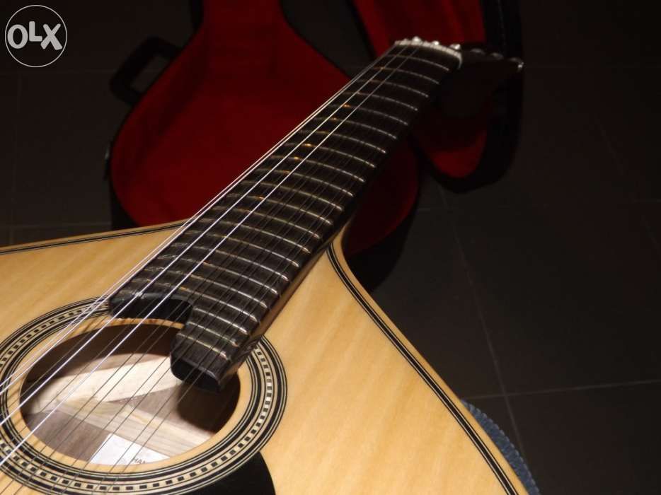 Guitarra de fado - modelo Coimbra e estojo