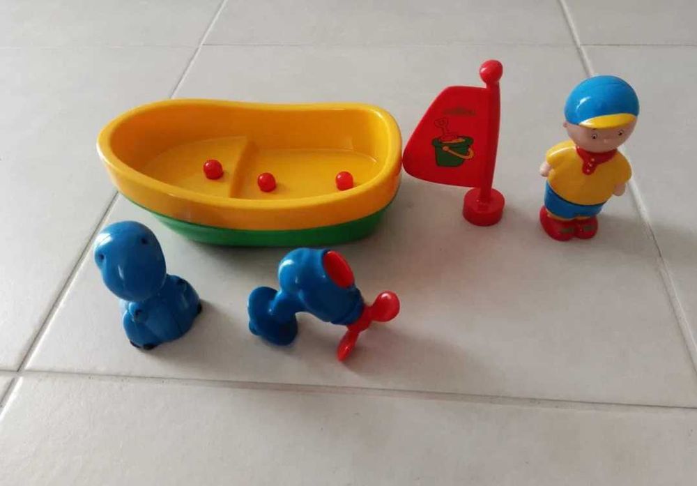 Barco do Noddy com motor a corda