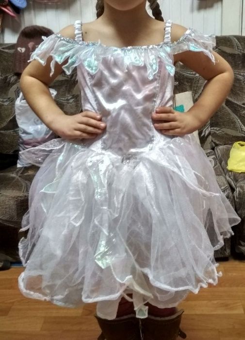 Платье снежинка (на возраст 5-6 лет)