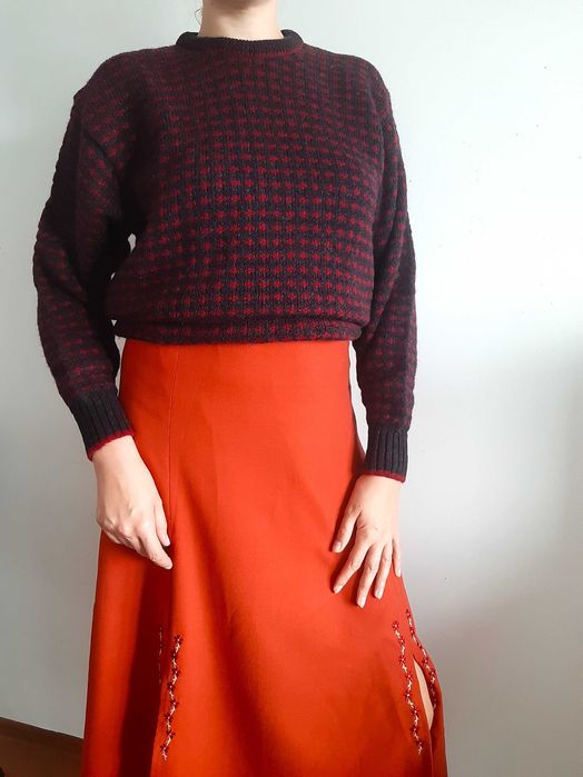 Midi spódnica rozkloszowana w literę A z haftem elegancka 40