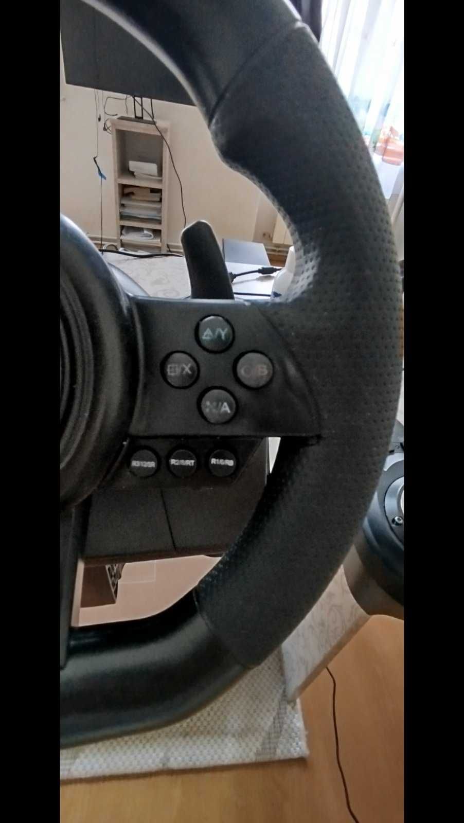 Sprzedam kierownicę Tracer SimRacer 6in1 (używana)