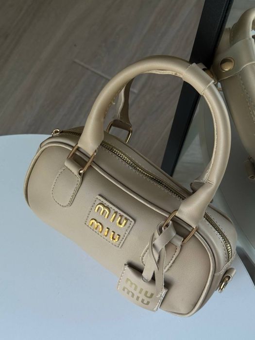 Клатч міу міу miu miu