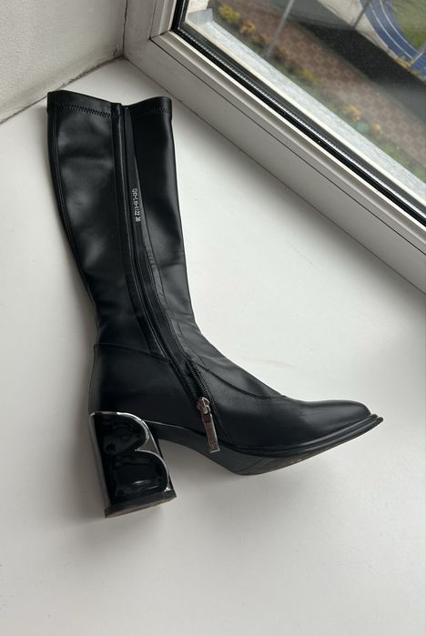 Жіночі демісезонні сапоги чулки у розмірі 36