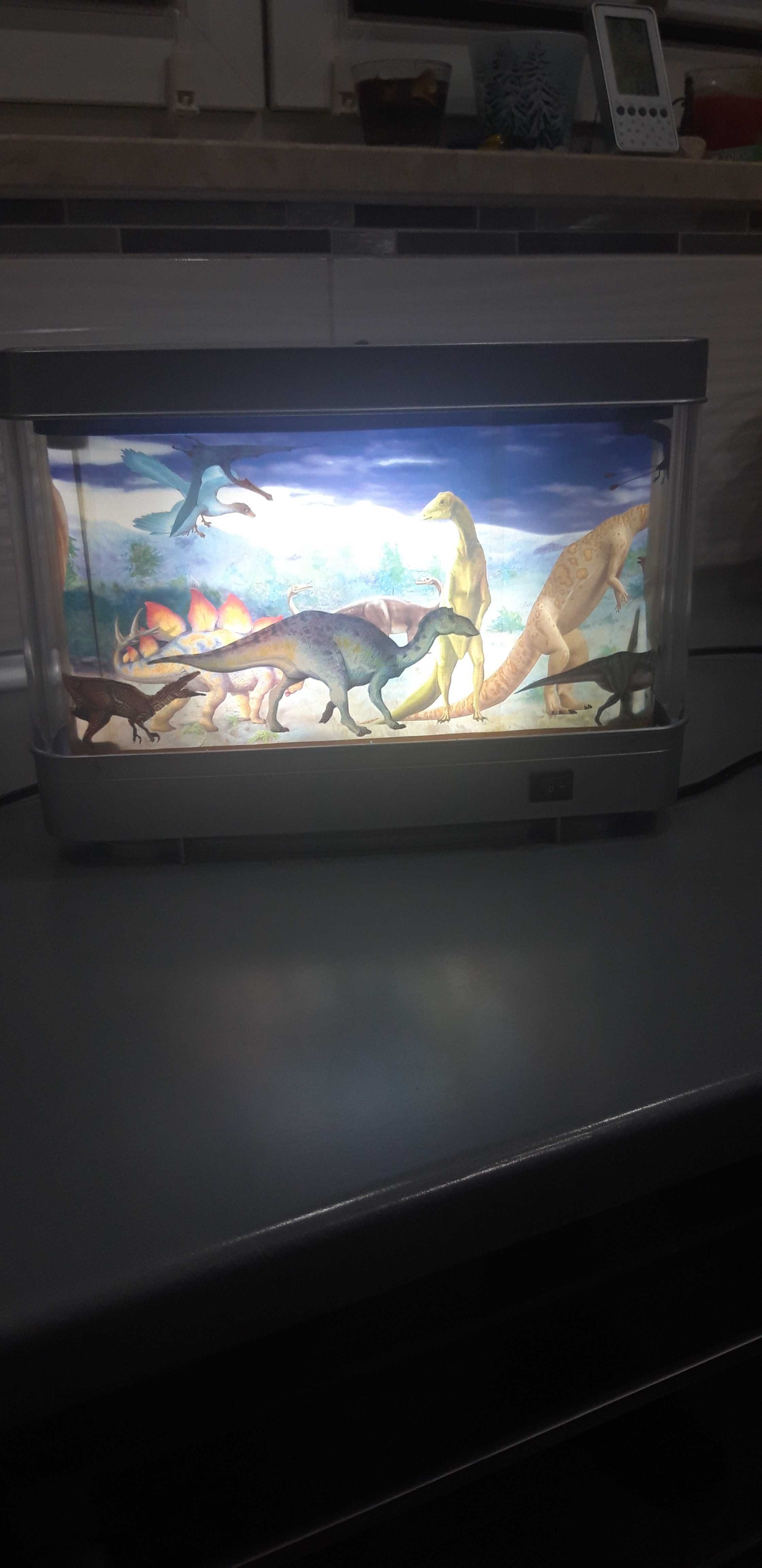 Lampka ruchoma  panoramiczna  dla dzieci Dinozaury