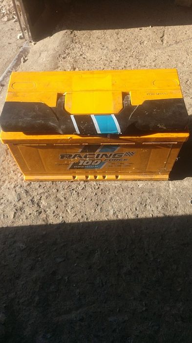 Продам акумулятор