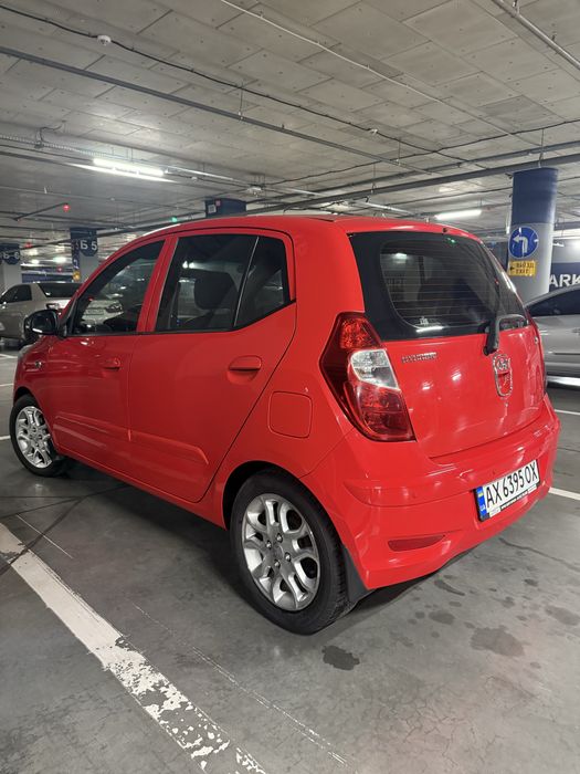 Hyundai i10 2012 автомат