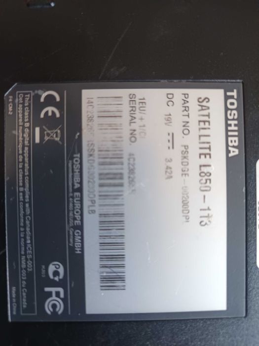 laptop toshiba nowa klawiatura