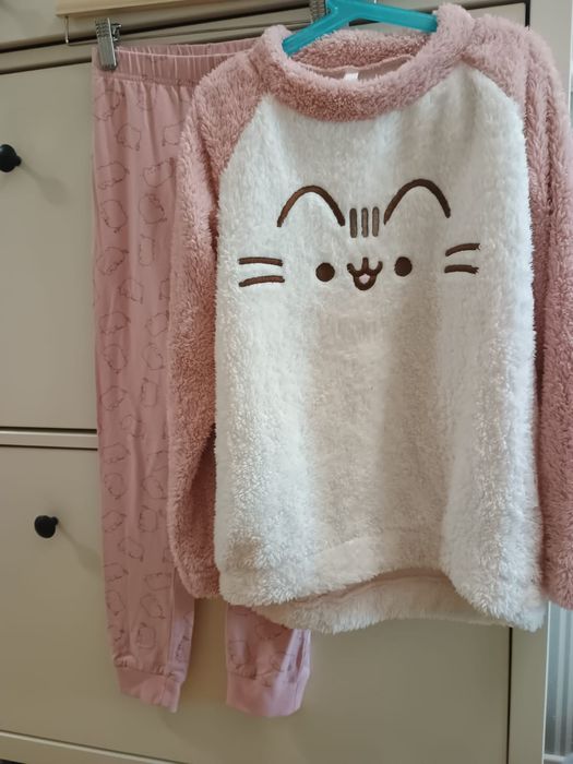 Puszyste piżamy Pusheen od Reserved