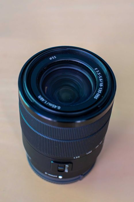 Obiektyw Sony E 18-135mm F3.5-5.6 OSS