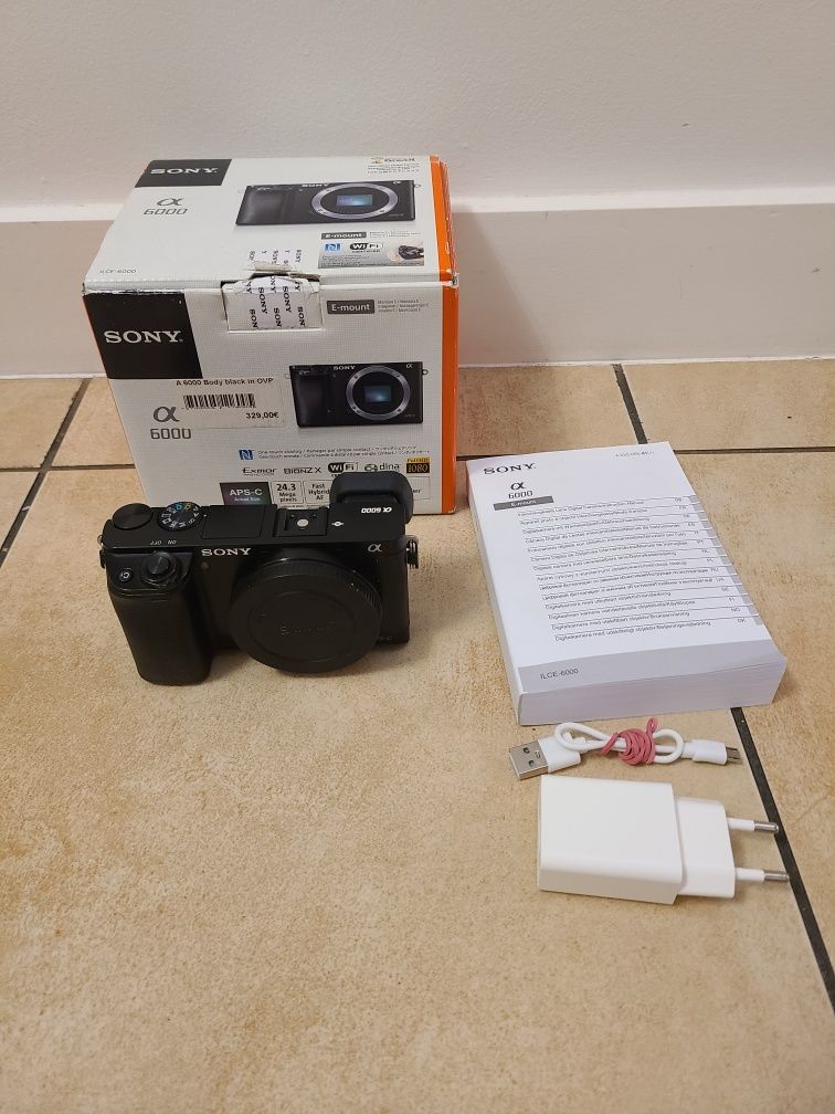 Sony a6000 . I inne :)