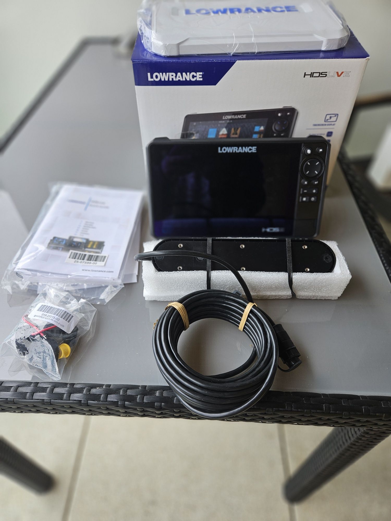 Lowrance HDS LIVE 9