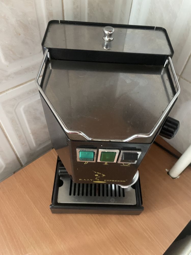 Кавомашина R.A.I.V Espresso