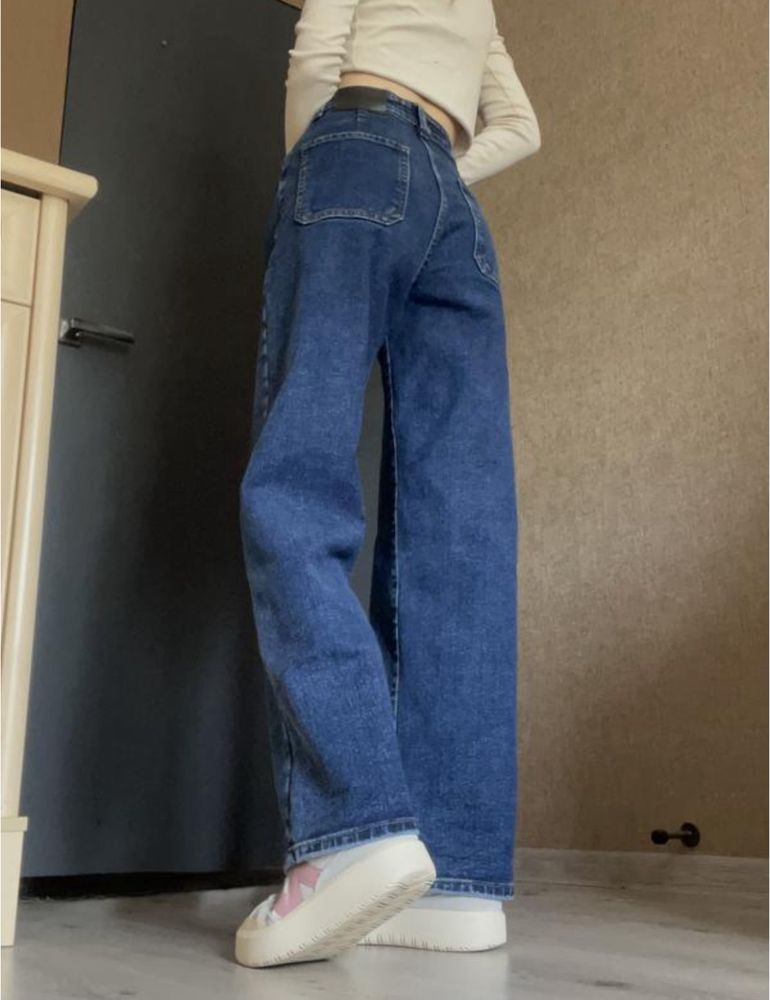 прямые джинсы