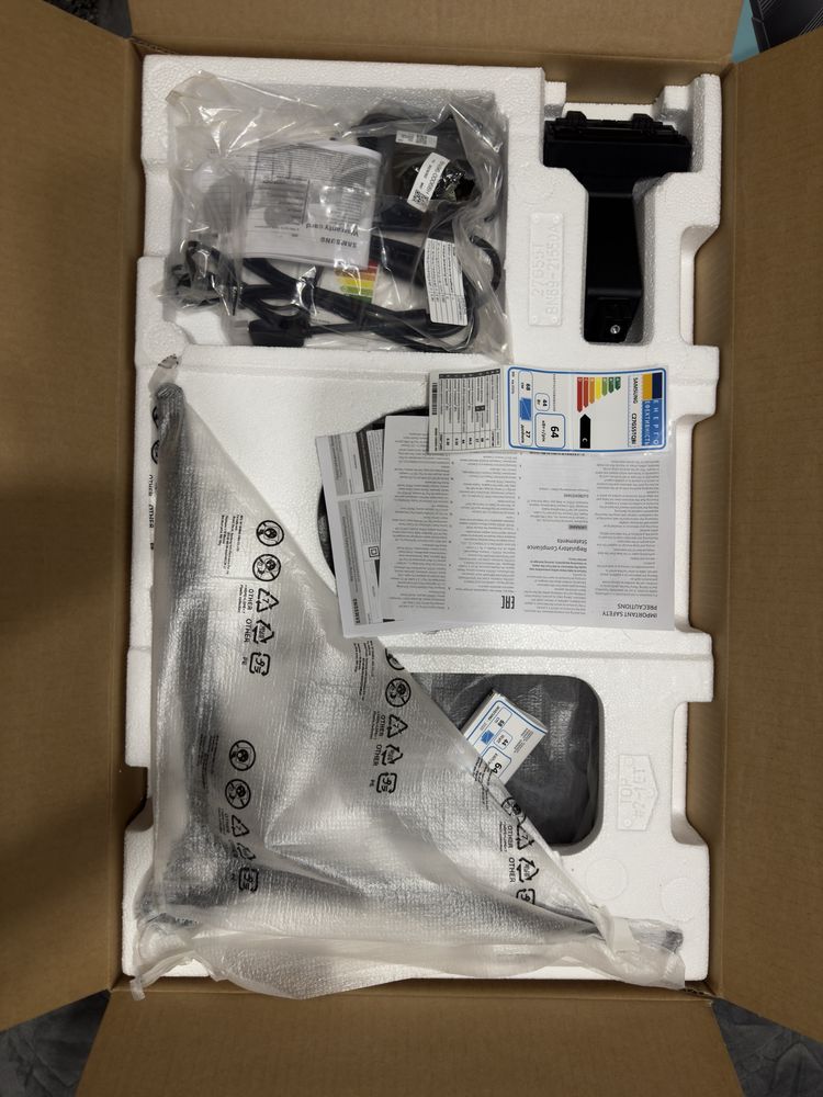 Samsung Odyssey G5 27 Curved 144 Hz
