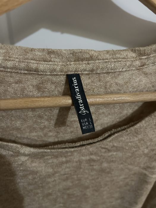 Rozciagliwy cienki sweterek stradivarius L