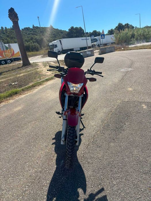 Honda NX4 Adventure como nova