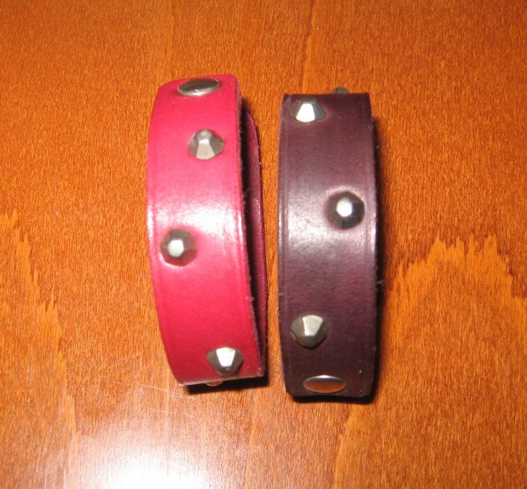 Dwie skórzane bransoletki z ćwiekami