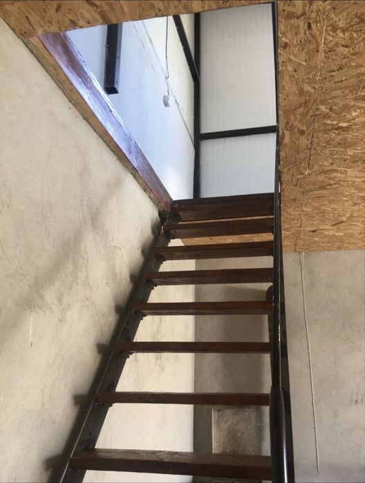 Продам гараж 2 поверхи