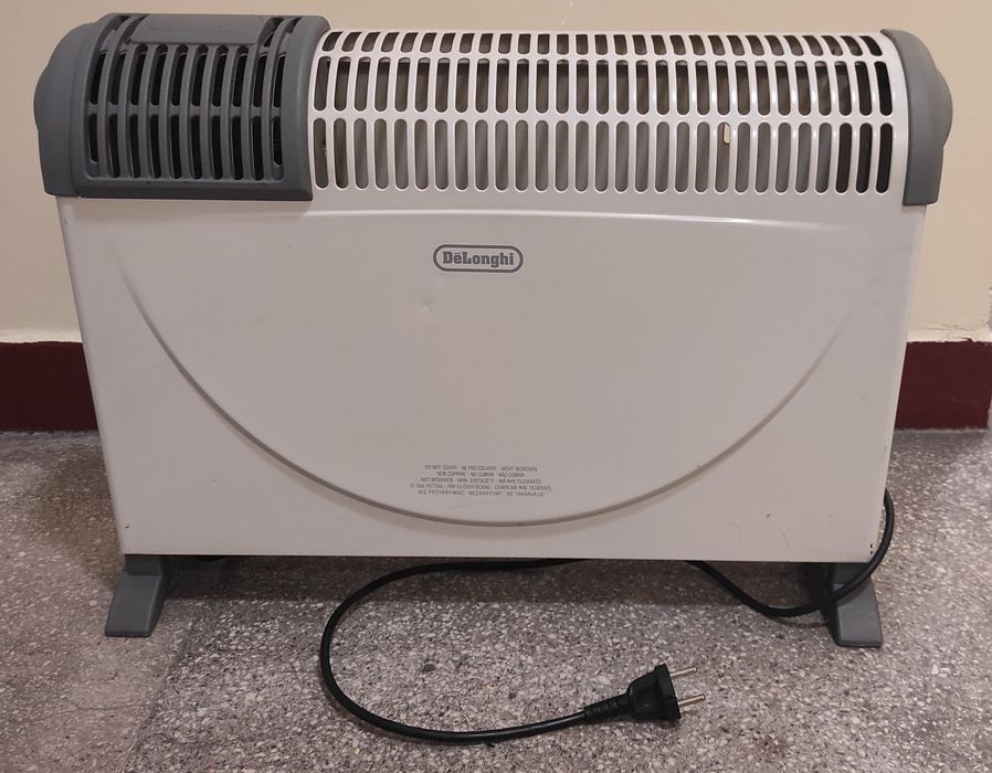 Grzejnik konwekcyjny DeLonghi HN20F