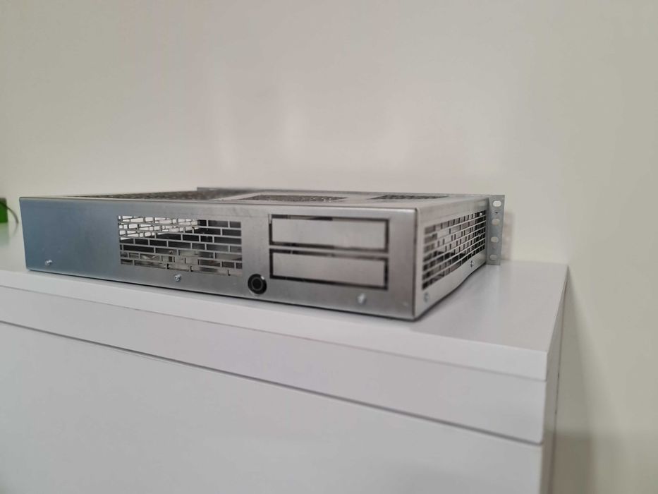 Wyprzedaż - Obudowa RACK do szafy 19 cali R-CASE 3 / Serwer montaż 2U