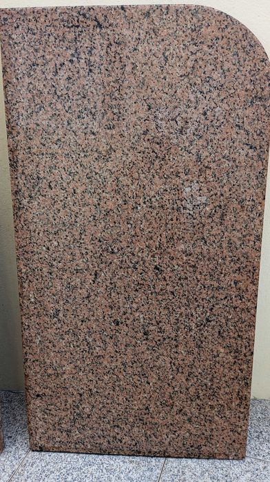 Granitos rosa com encastre para placa / fogão