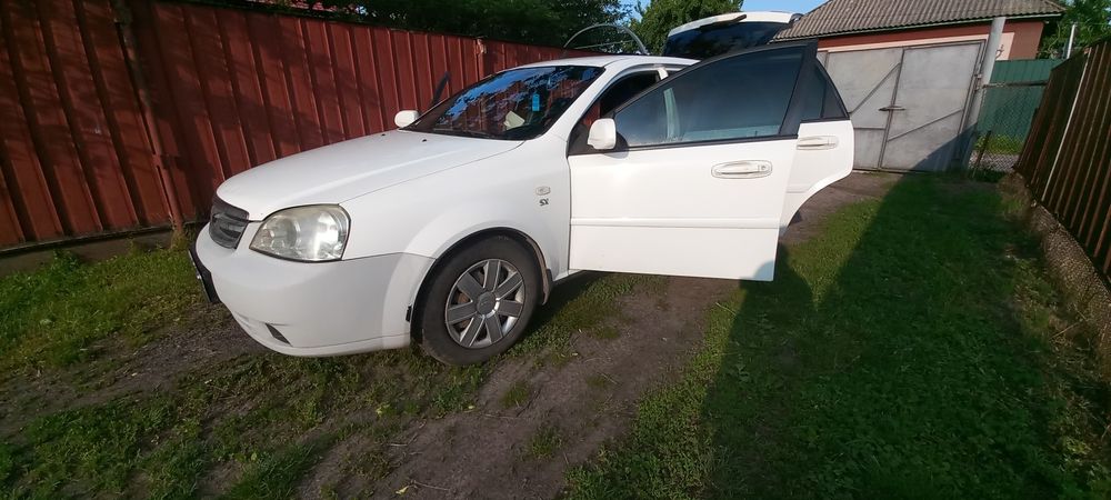 Шевроле Лачетті 1.8