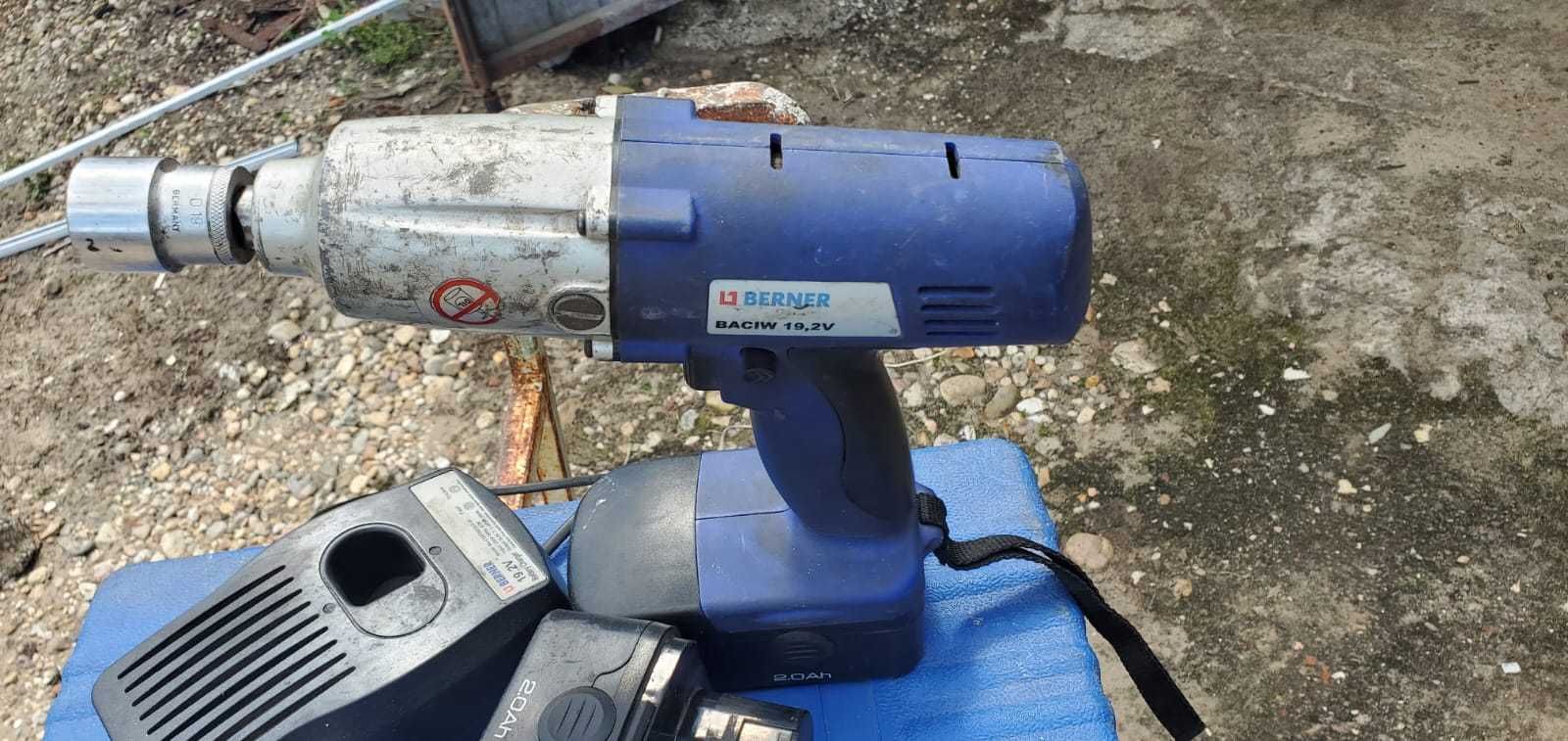 Chave de impacto Berner 19,2V com bateria.