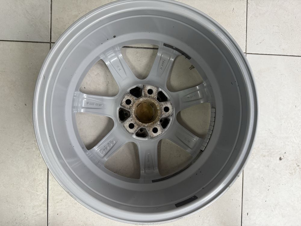Felgi 17 5x112 ET28 7,5J Audi A4 A5 A7 A8 VW