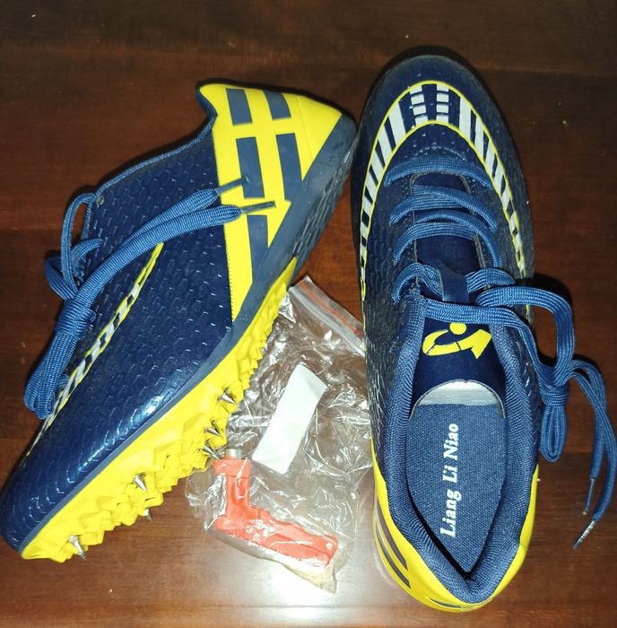 Sapatilha de bicos novas