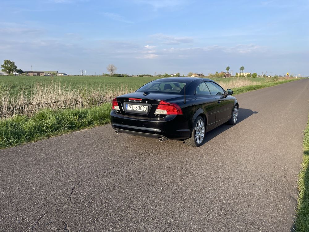 Volvo c70 2,0 D4 177km bixenon skora grzane fotele maly przebieg