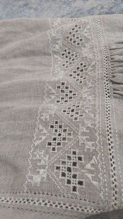 Вишиванка ручної роботи