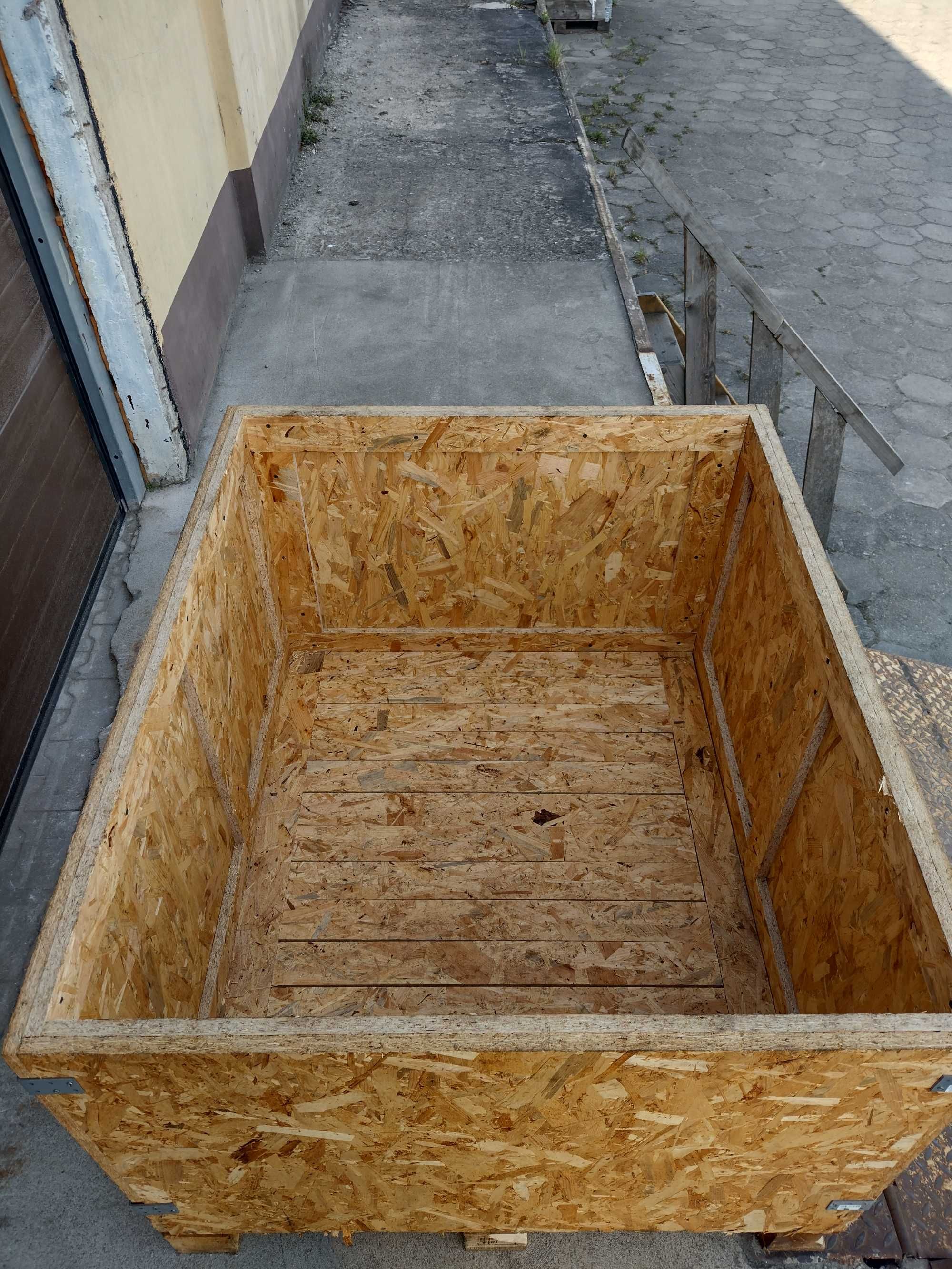 Skrzynia transportowa/magazynowa drewniana OSB 102,5x121,5, h-81,5 cm