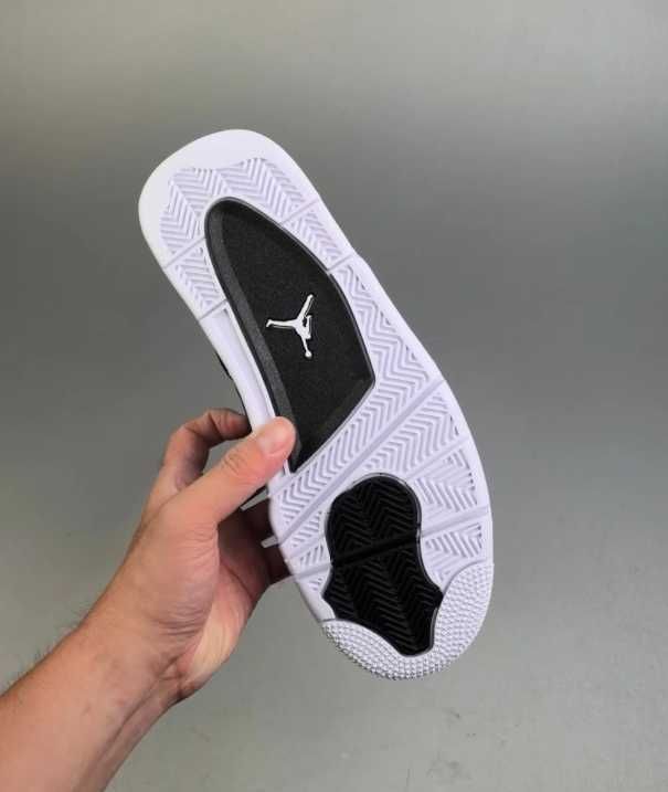 nowy Jordan 4 Retro Fear Moda rozmiar.38