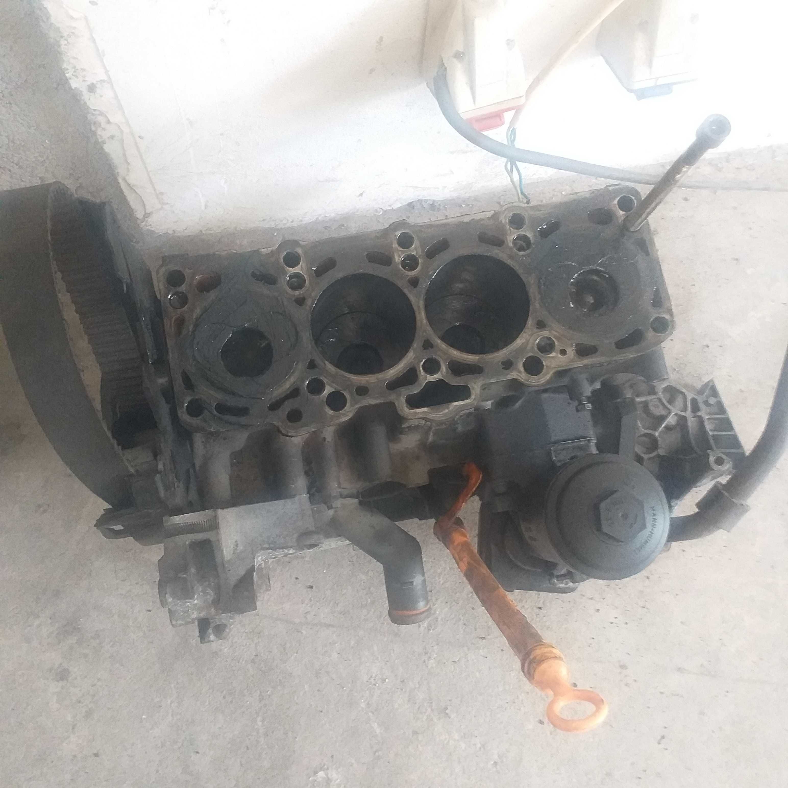 Bloco motor completo VW 1.9 tdi BKC  105 CV