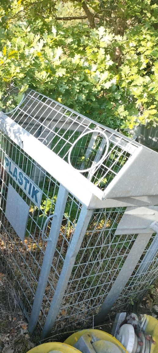 Sprzedam pojemniki 1100l. ocynkowane.