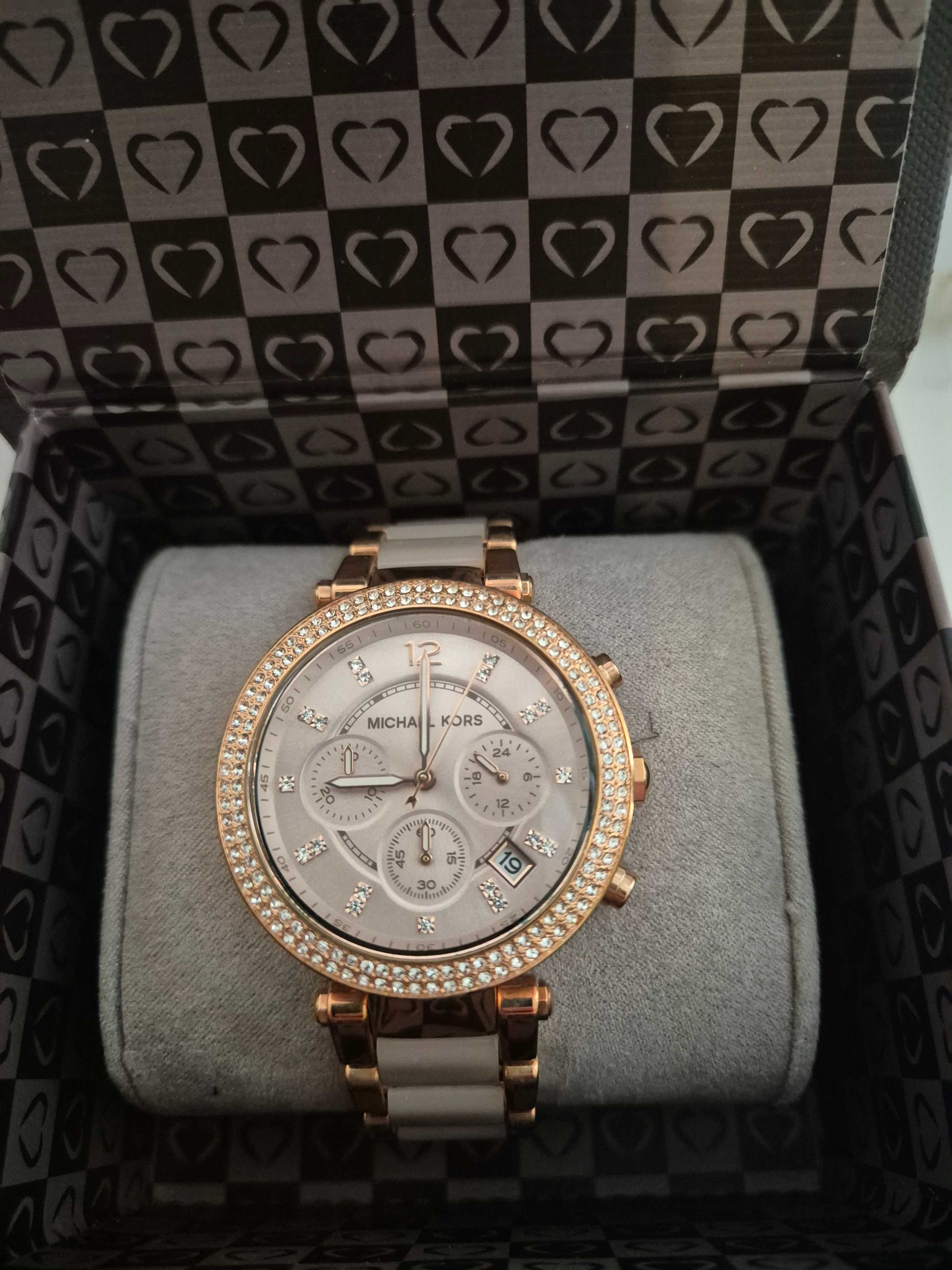 Zegarem Michael Kors MK-5896