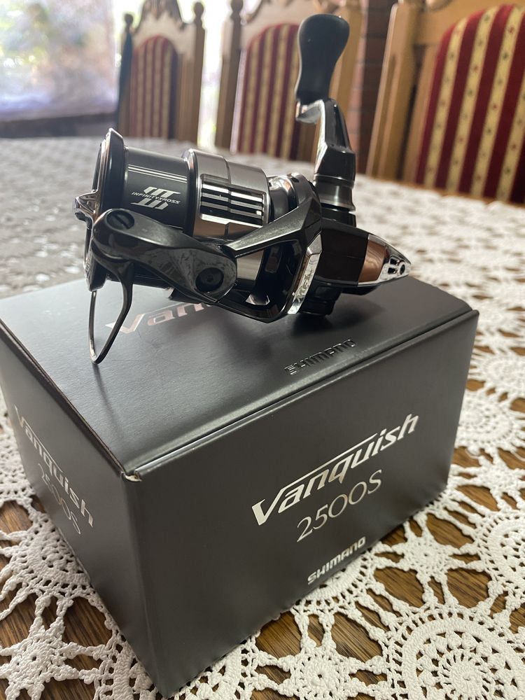 Kolowrotek spiningowy shimano vanquish 2500s