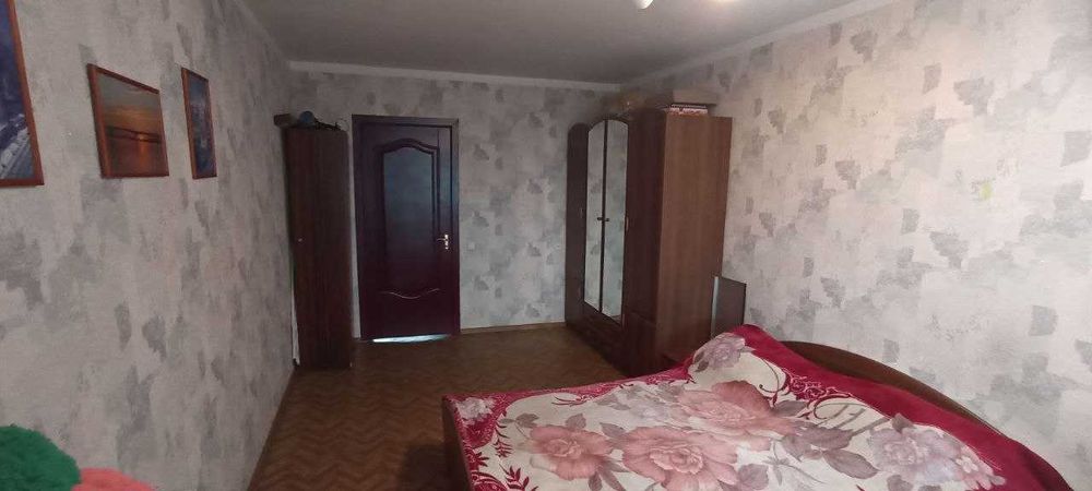 Продам 3 к квартиру ж\м Победа 5 - Набережная  Победы-пр Героев