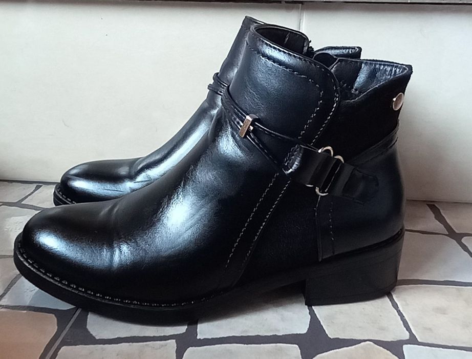 Botas pretas - Tamanho 36