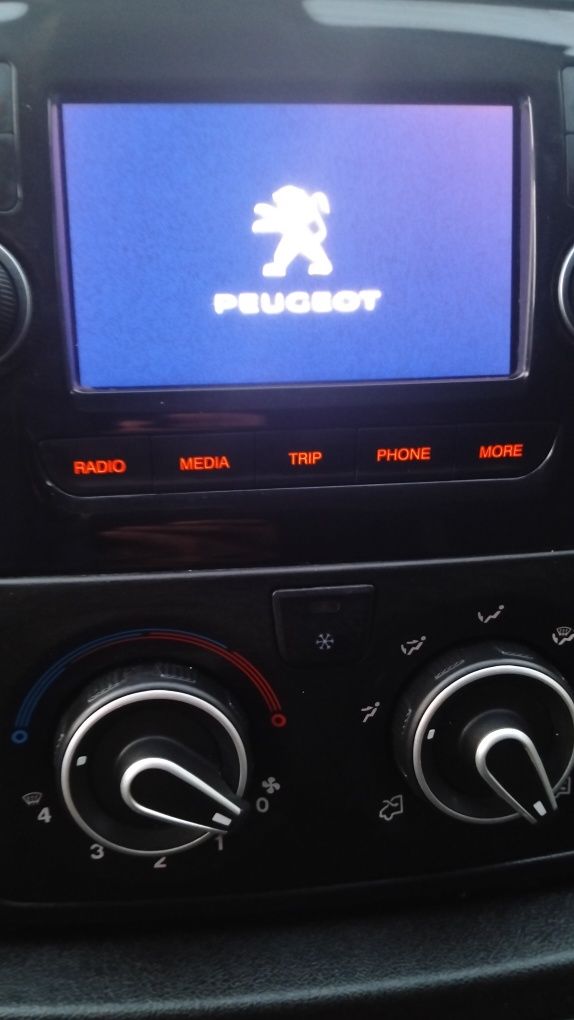 Peugeot Boxer 2.2 HDi 140cv L2H2 90 mil kms