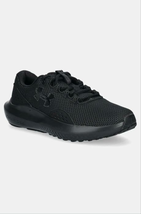 Чоловічі кросівки Under Armour Charged Surge 4 чорного кольору