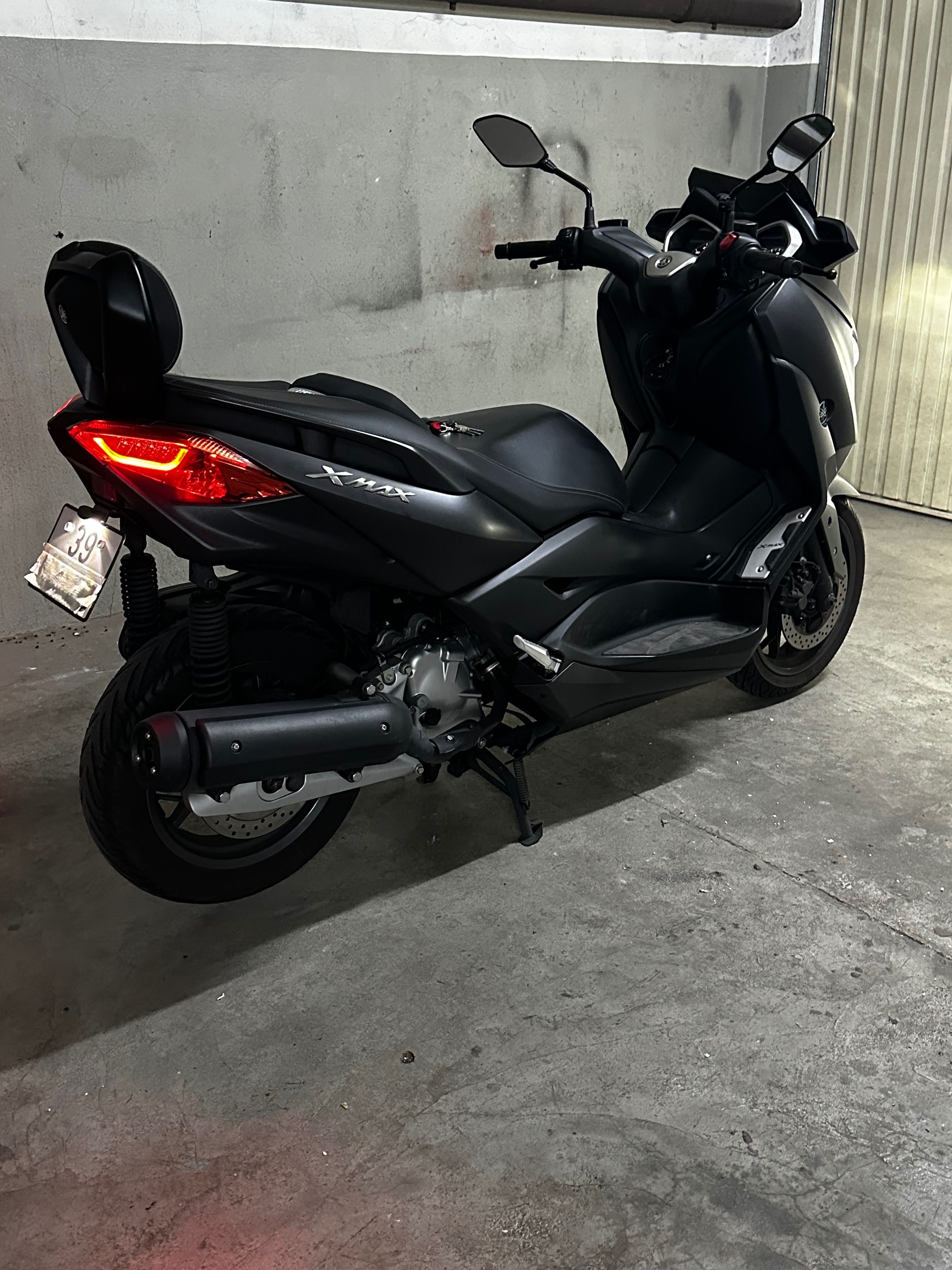 Vendo yamaha Xmax125