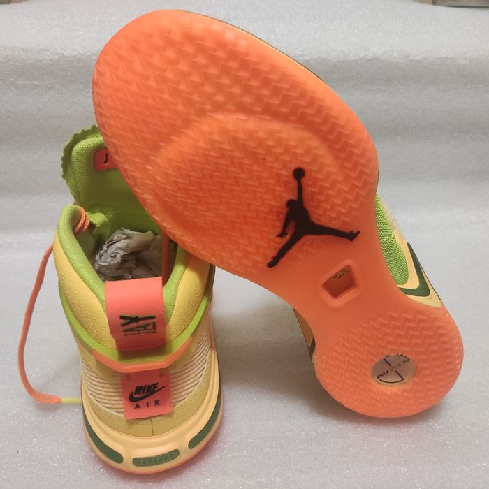 Кроссовки Nike Air Jordan XXXVI NITRO. DQ6866-803. US 9.5.