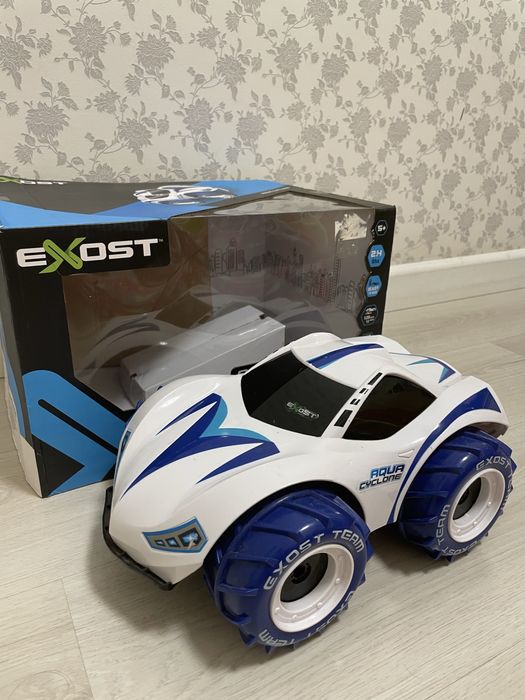 Радіо керована машинка Silverit, Aqua Cyclone, всюдихід, подарунок