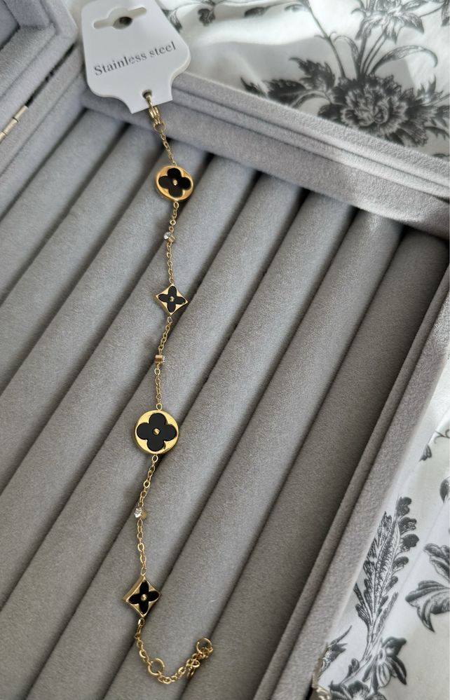 Złota bransoletka LV czarne koniczyny Louis Vuitton van cleef tal 316L